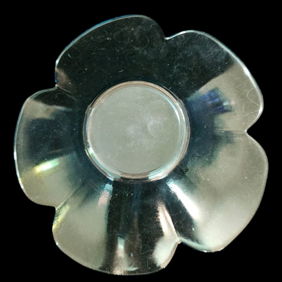 Vintage Blue Glass Flower Shaped Bowl 6" Petal Design Retro Tableware - Picture 3 of 3